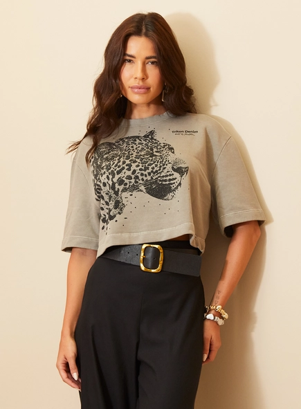 Camiseta Feminina Cropped Estampa Animal Print