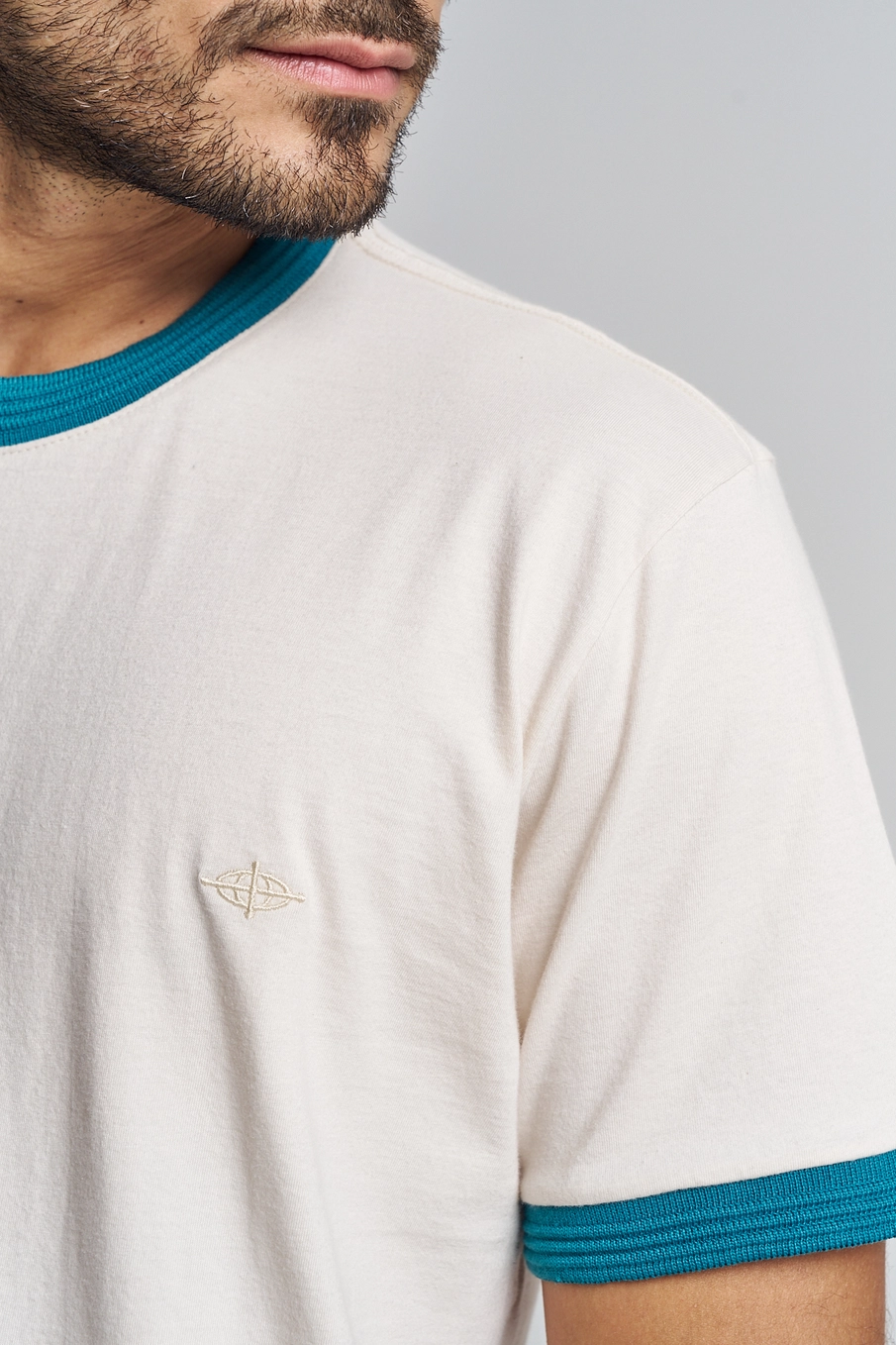 Camiseta Masculina Bicolor Com Contrastantes Bege Italian 3
