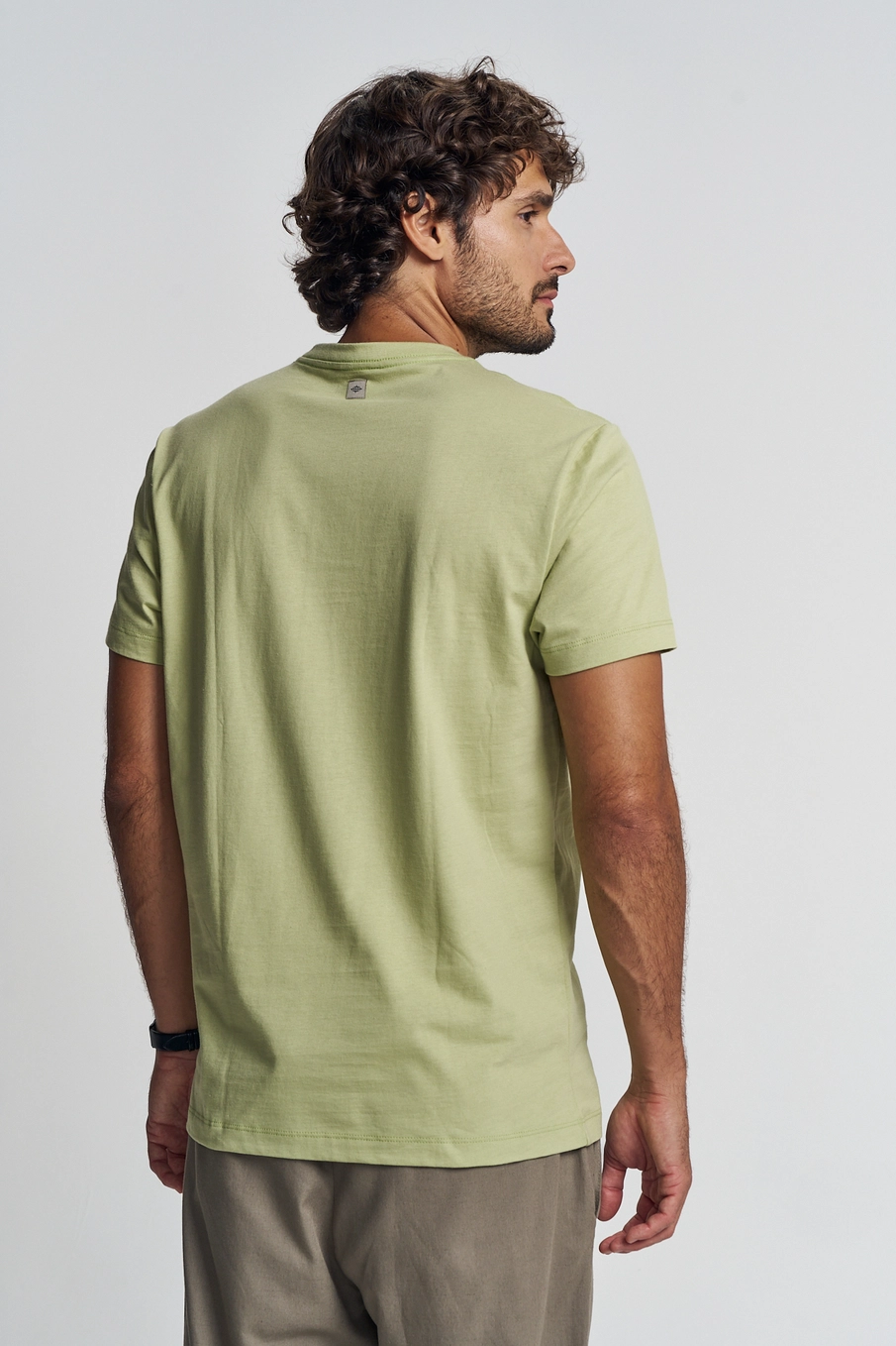 Camiseta Masculina Estampa Geométrica Manga Curta Verde Rosemary 2