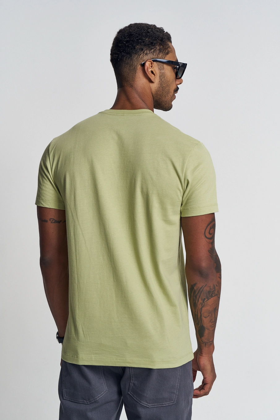 Camiseta Masculina Com Lettering - Fit Verde Rosemary 2