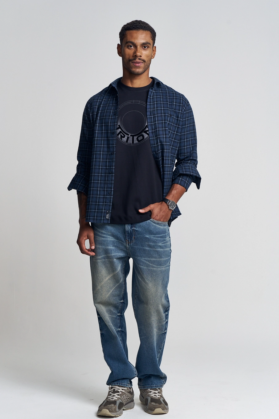 Camiseta Masculina Com Estampa Circular - Fit Preto 4