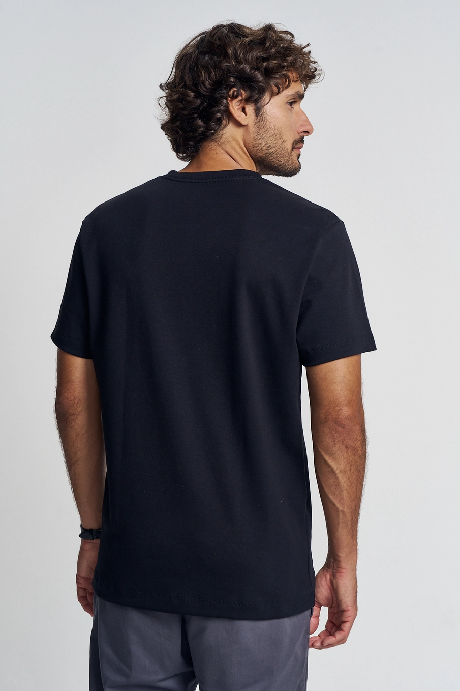 Camiseta Masculina Manga Curta Com Estampa Preto 2