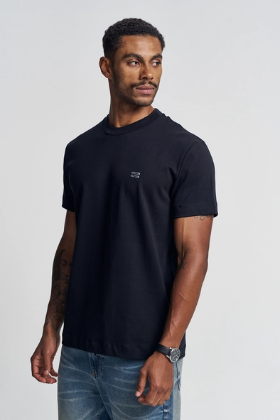 Camiseta Masculina Básica Com Logo Aplicado