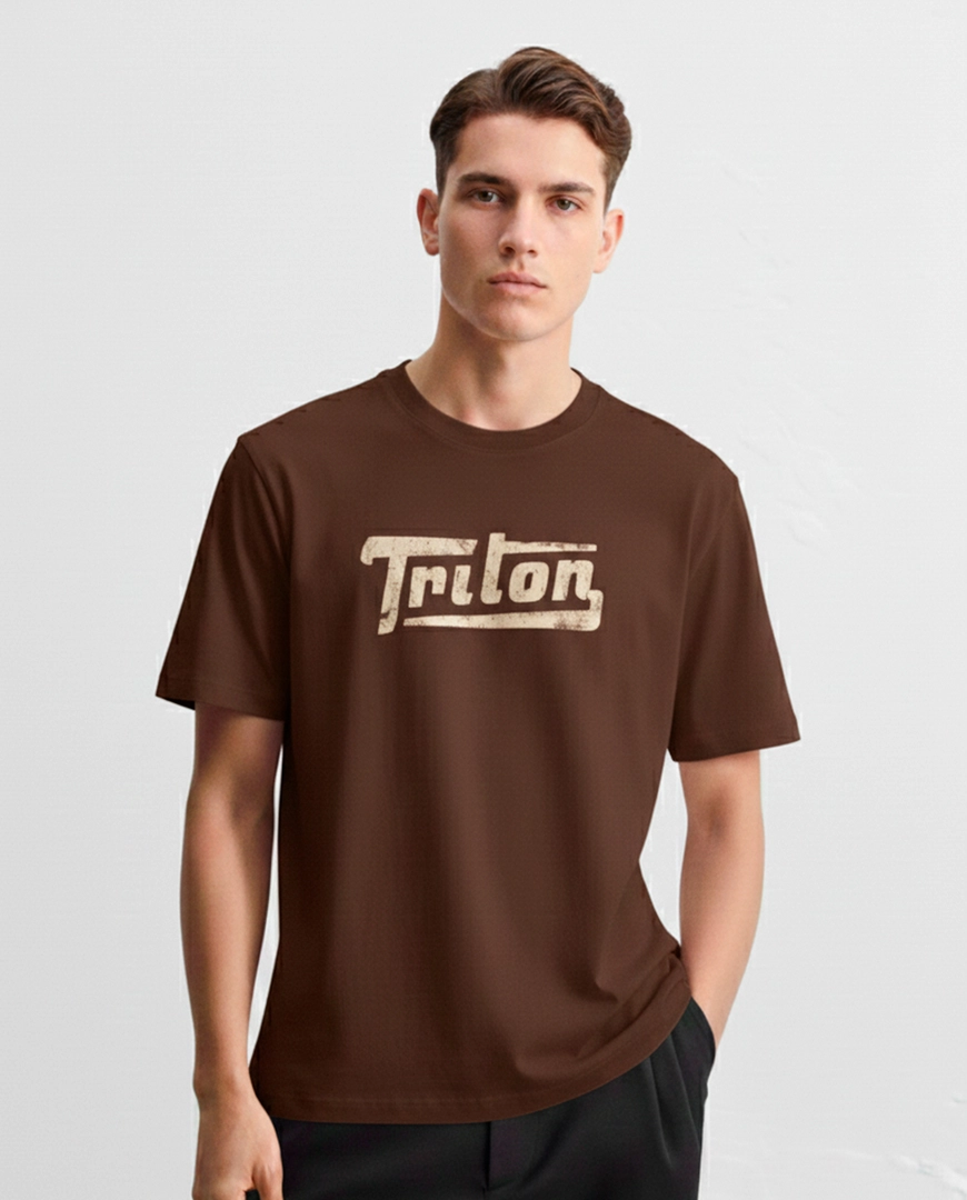 Camiseta Masculina Com Estampa Em Logo Marrom 1