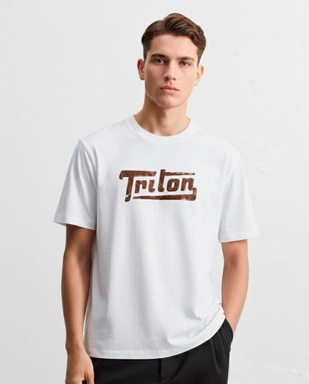 Camiseta Masculina Com Estampa Em Logo