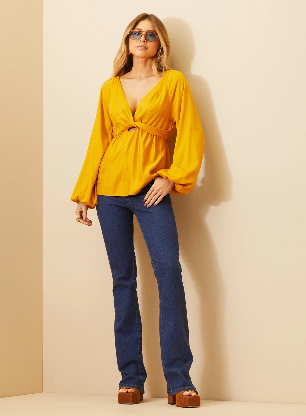 Blusa Feminina Com Transpasse Frontal Amarelo Sunray 4