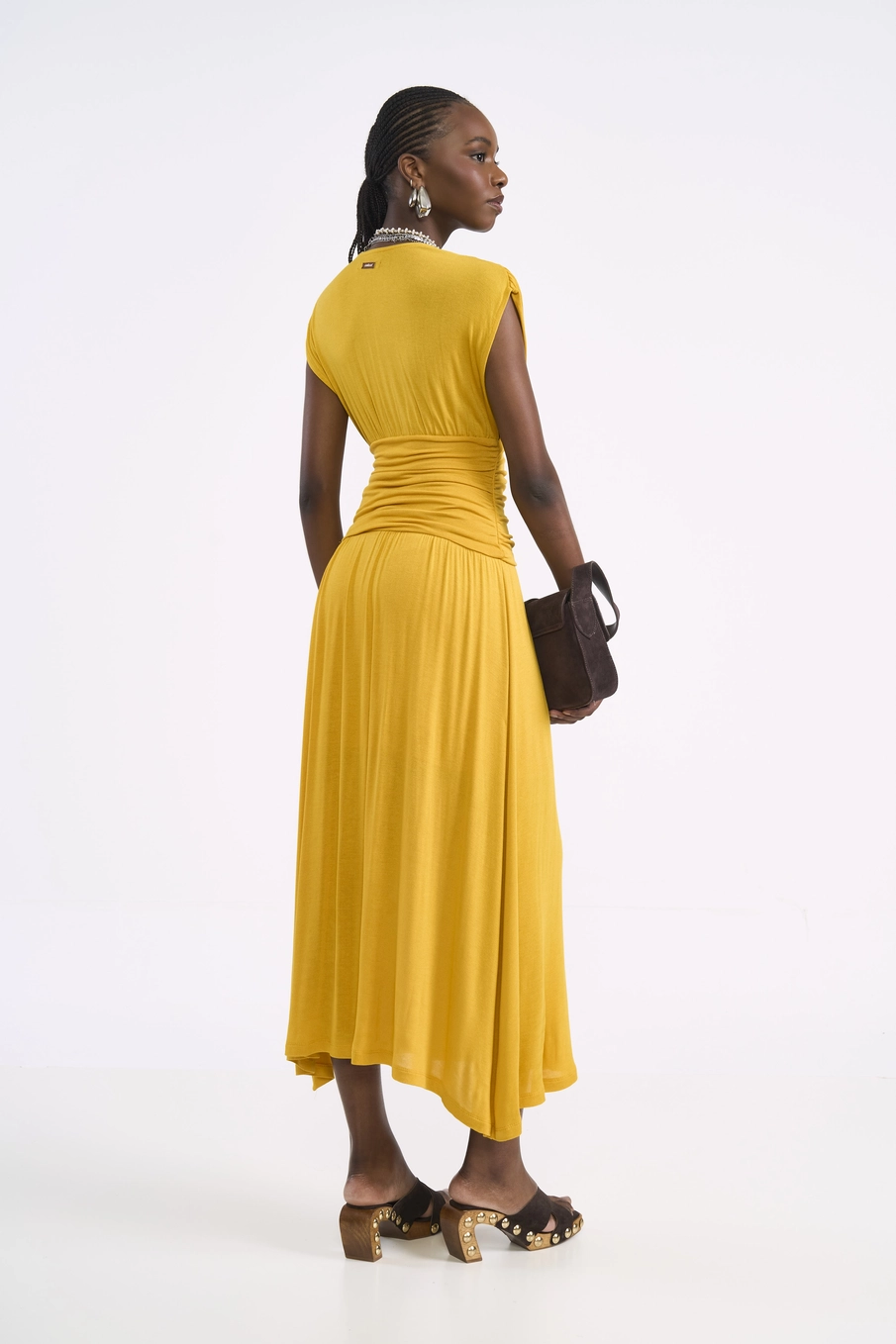 Vestido Midi Drapê Escultural Amarelo