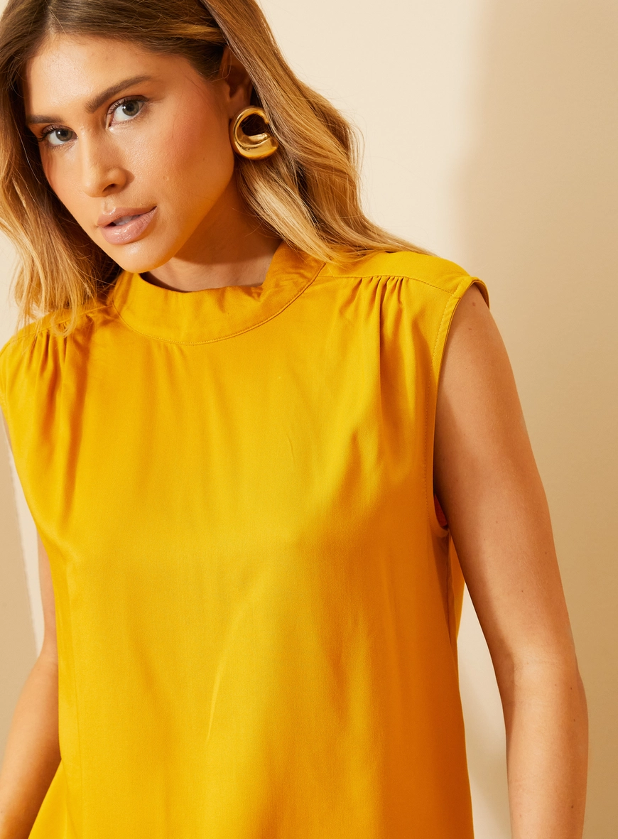 Blusa Feminina Sem Mangas Com Gola Alta Amarelo Sunray 2