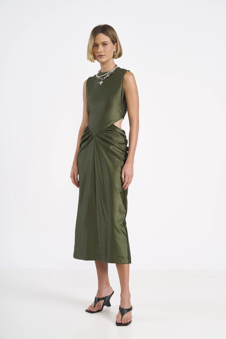 Vestido Midi Cut-out Acetinado Verde