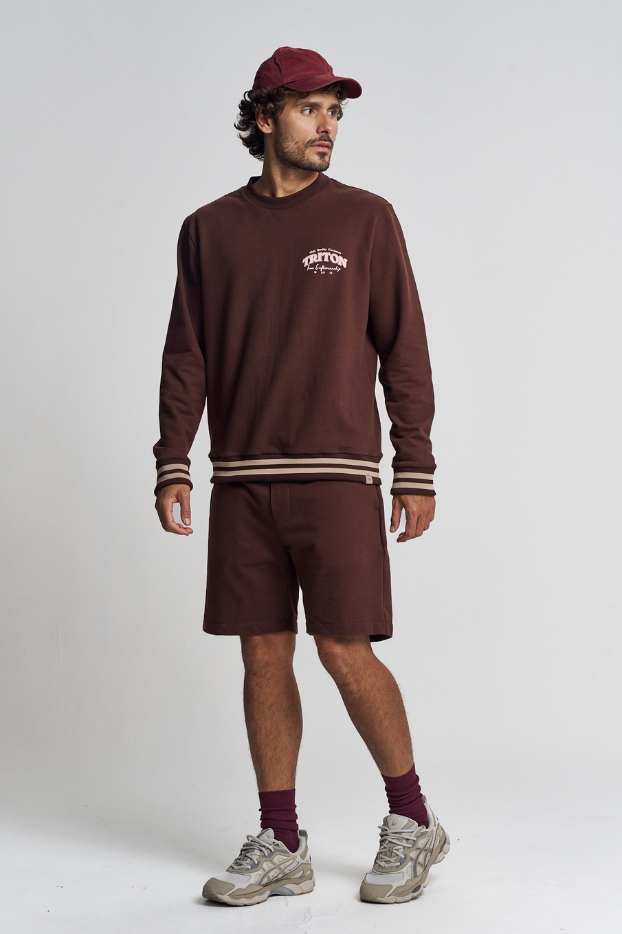 Blusão Com Linhas Contrastantes - Fleece Marrom 1
