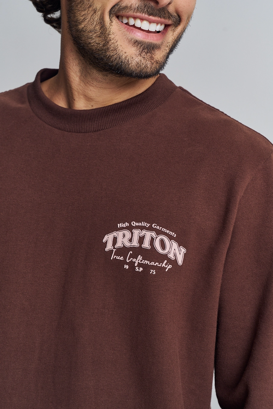 Blusão Com Linhas Contrastantes - Fleece Marrom 4