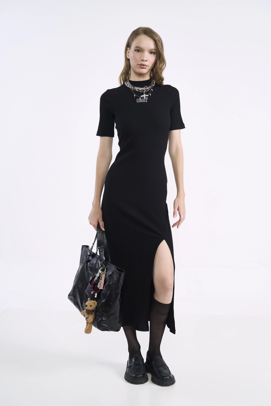 Vestido Midi Canelado Nostalgic Gola Alta Preto