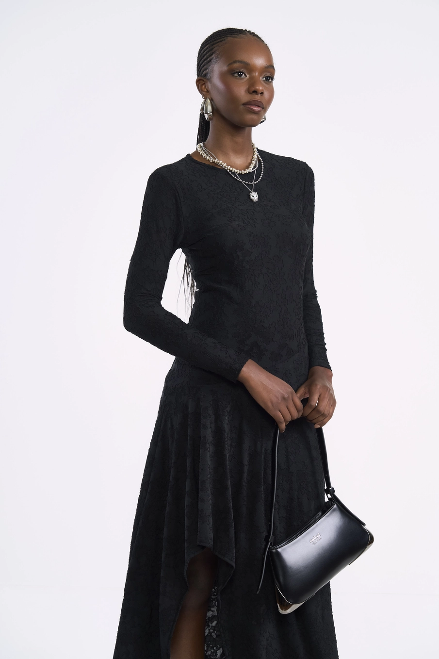 Vestido Midi Em Malha Rendada E Barra Com Fenda Preto