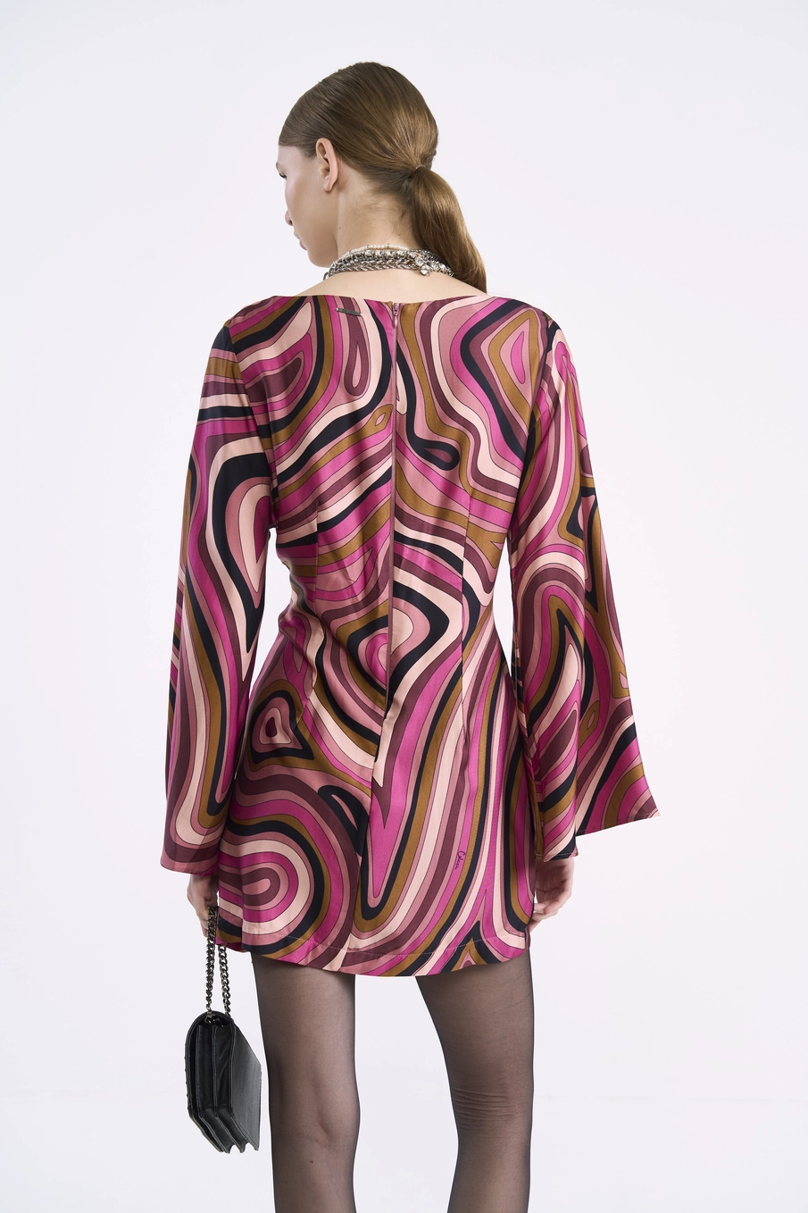 Vestido Curto Estampado Mangas Flare Estampados