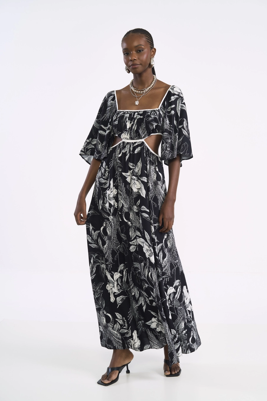 Vestido Maxi Escultural Poesia Botânica Estampados