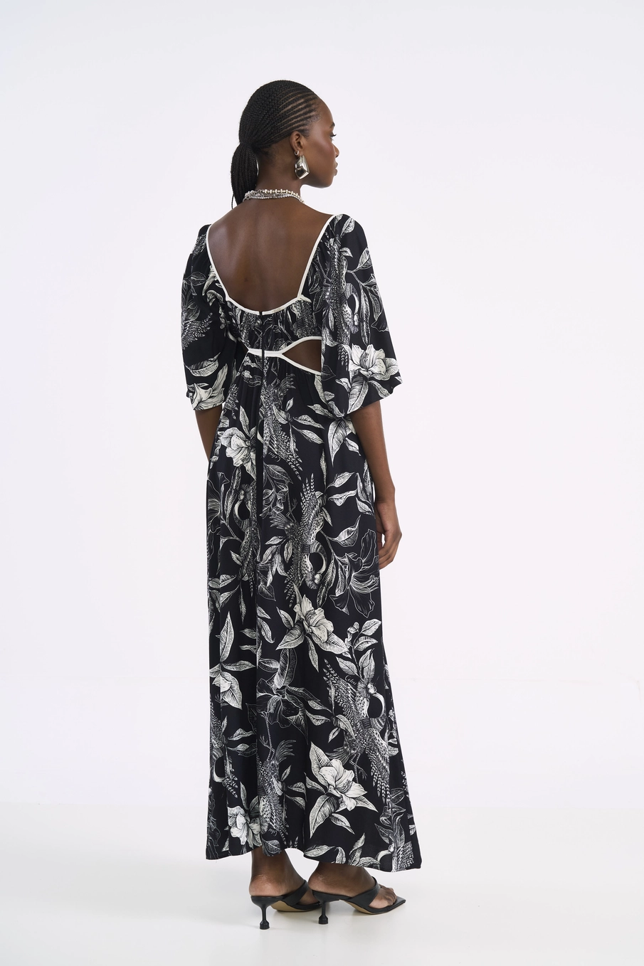 Vestido Maxi Escultural Poesia Botânica Estampados