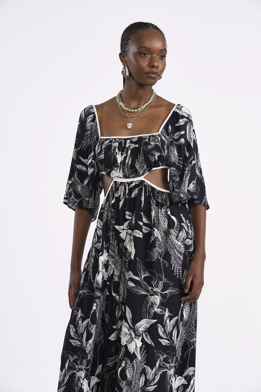 Vestido Maxi Escultural Poesia Botânica Estampados