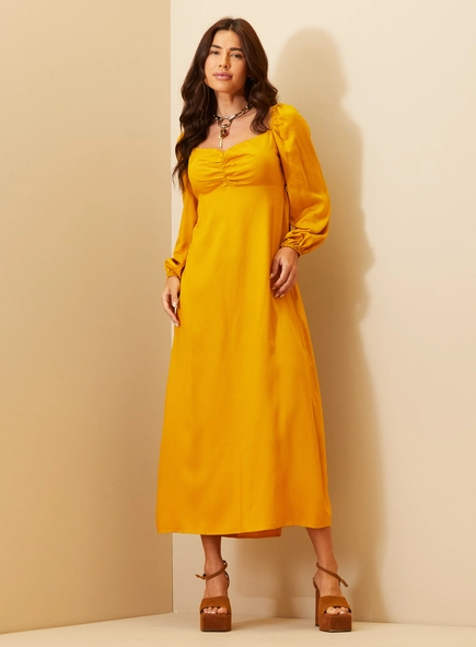 Vestido Feminino Midi Com Mangas Bufantes