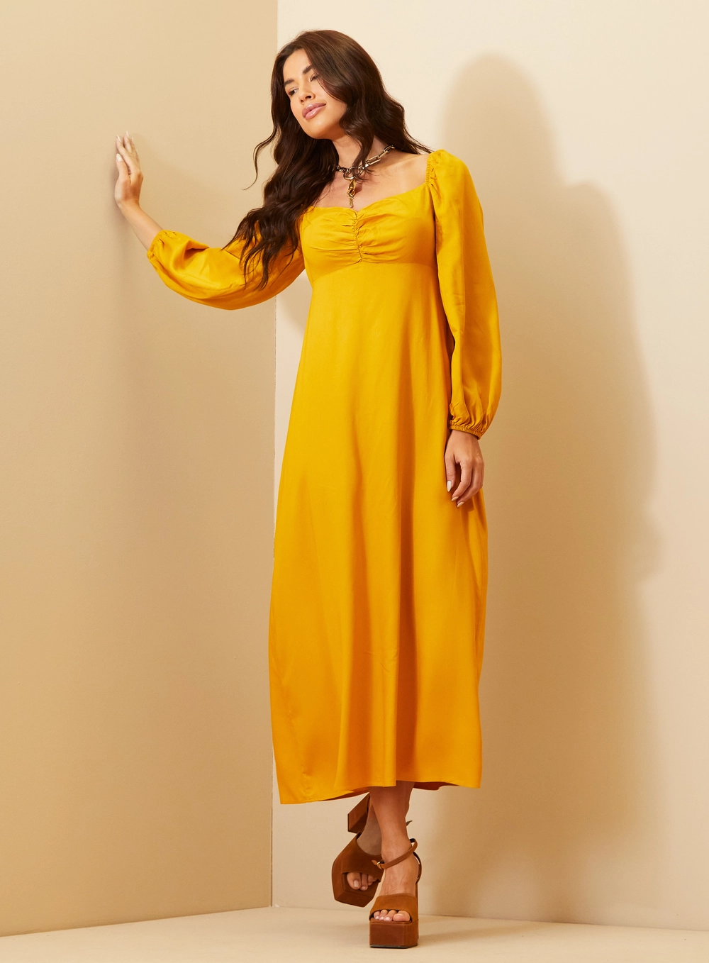 Vestido Feminino Midi Com Mangas Bufantes Amarelo Sunray 1