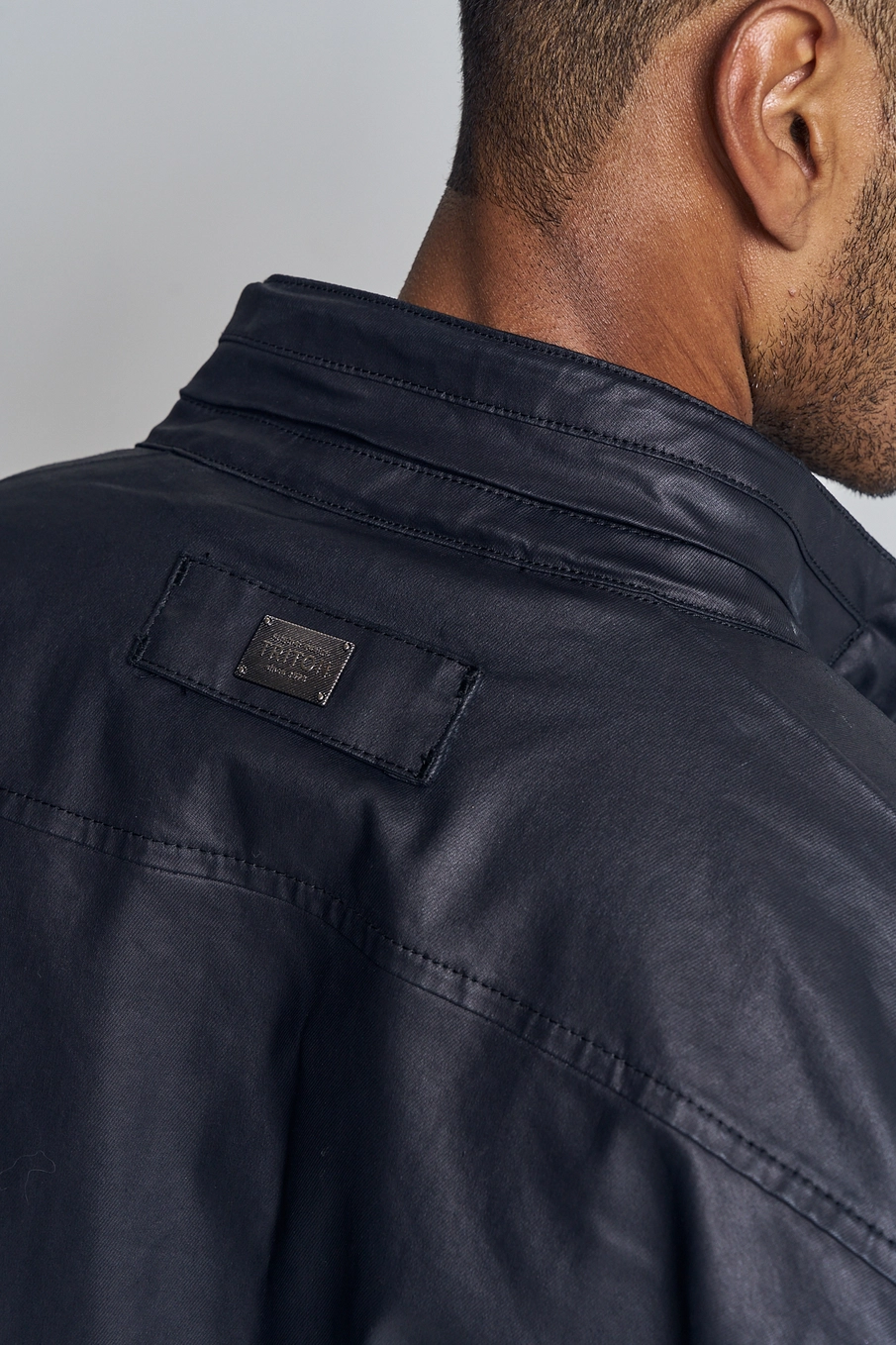 Casaco Masculino Sarja Resinado Com Bolsos Preto 4