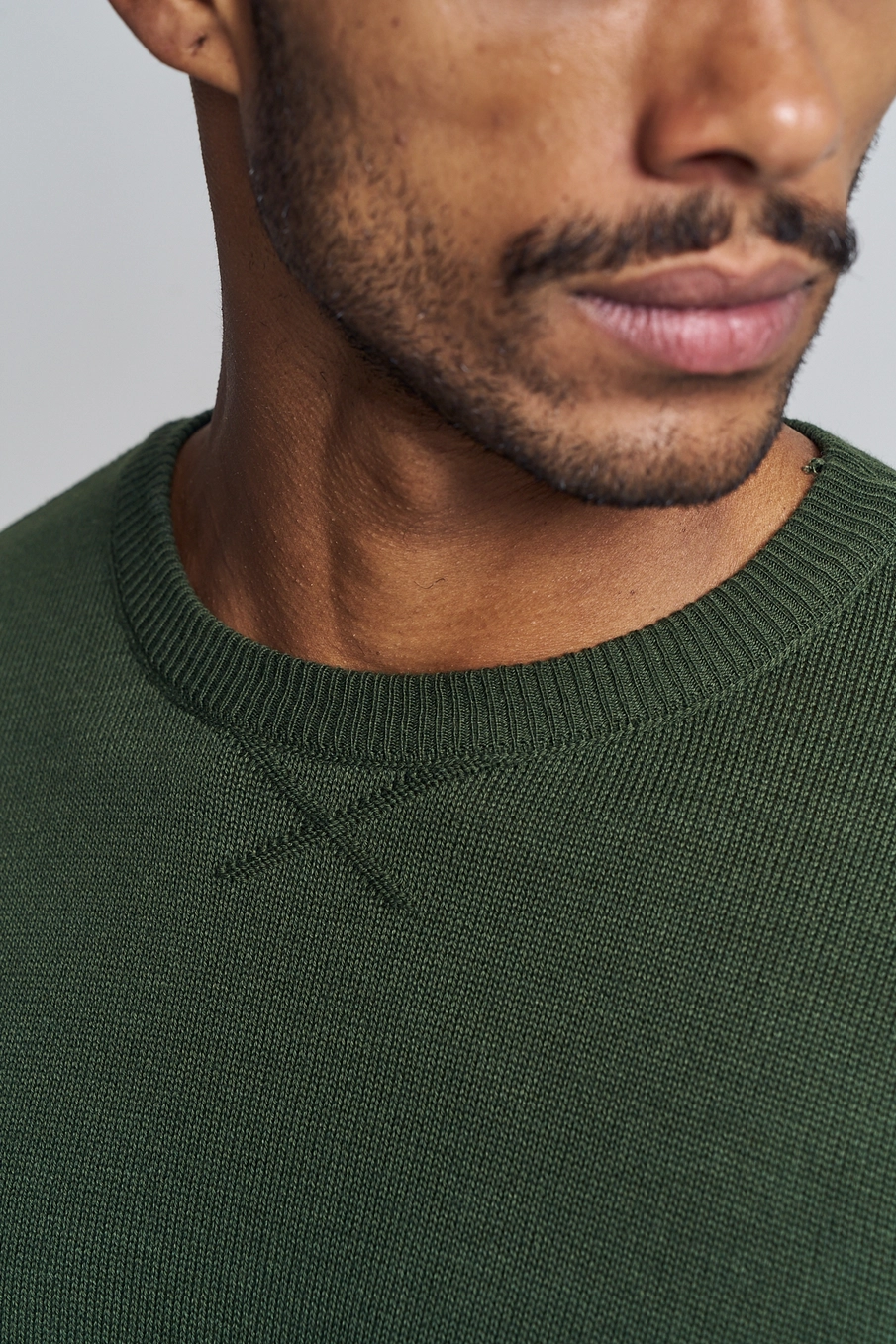 Suéter Slim Masculino Em Tricô Verde 5