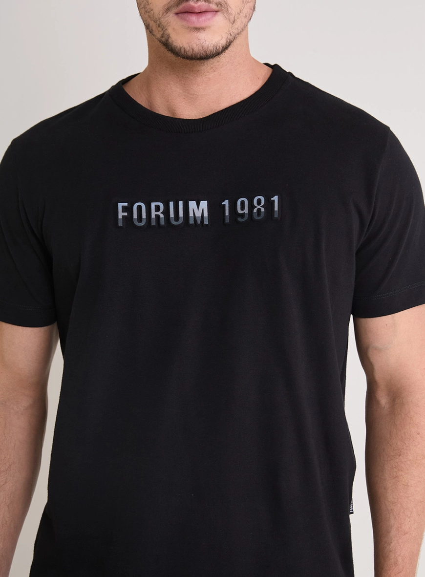 Camiseta Masculina New Slim Com Aplicação Preto