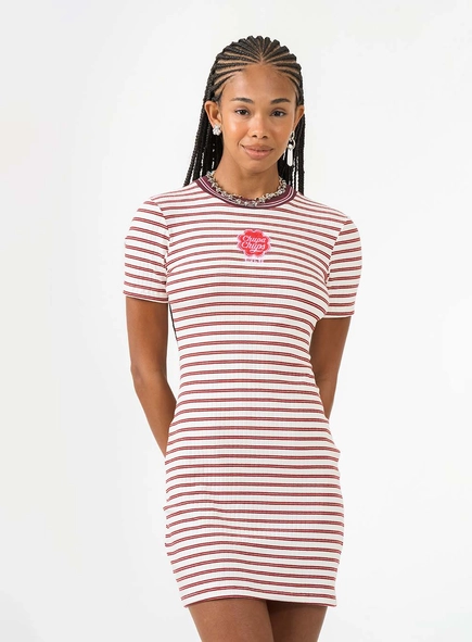 Vestido Curto Slim Canelado Com Listras
