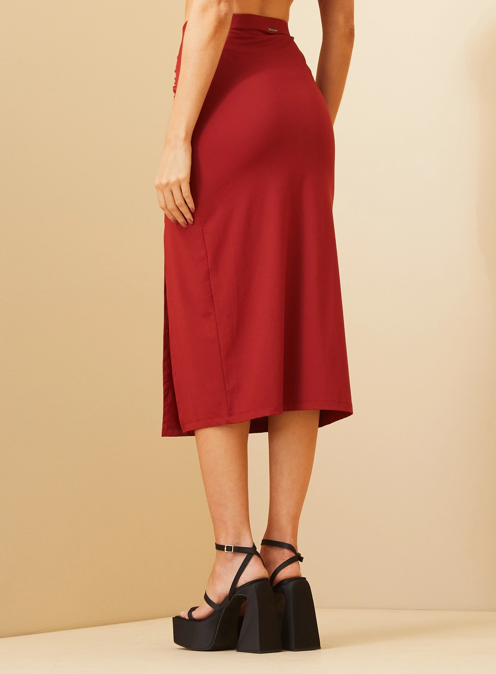 Saia Midi Com Drapeado Lateral - Slim Vernelho 4