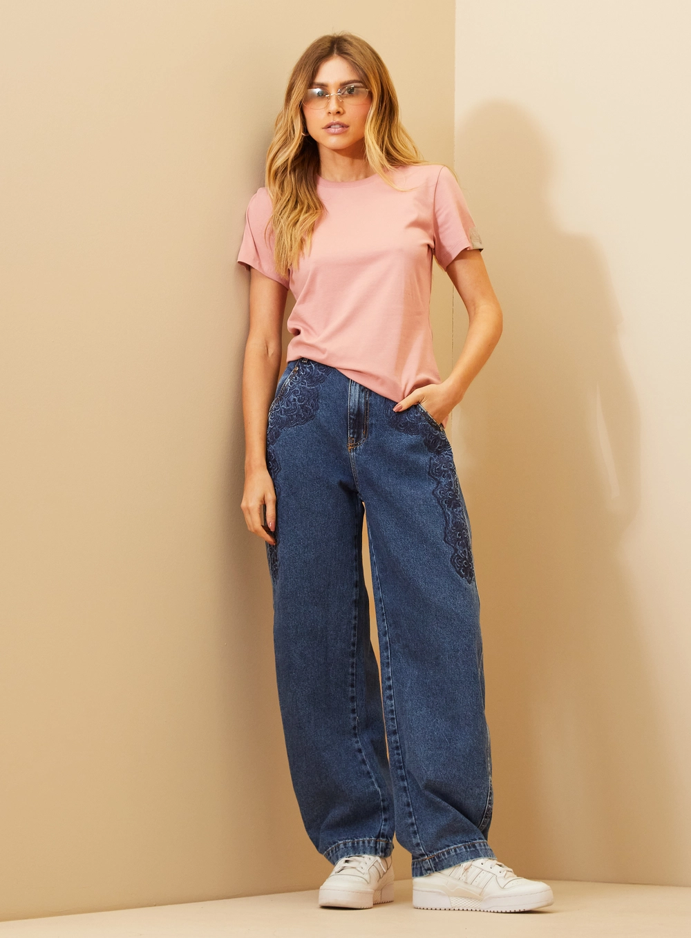 Camiseta Feminina Com Manga Curta - Slim Rosa 3