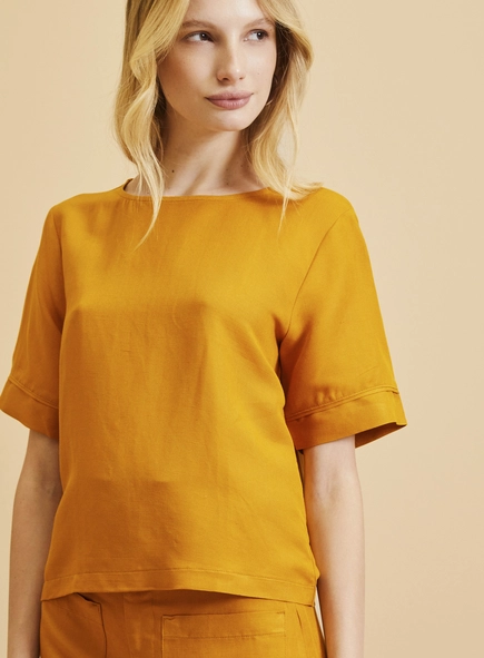 Camiseta Feminina Reta