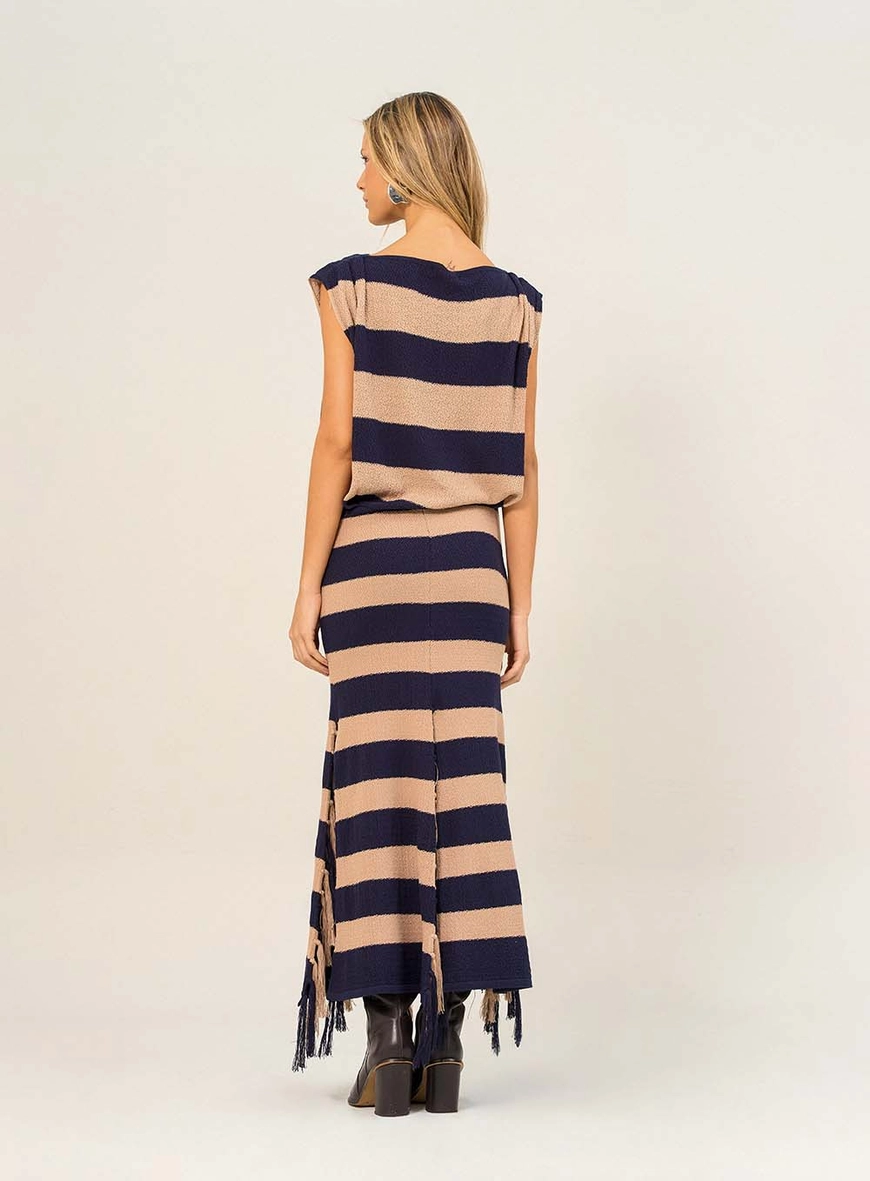 Vestido Listrado Com Fenda Estampados 2