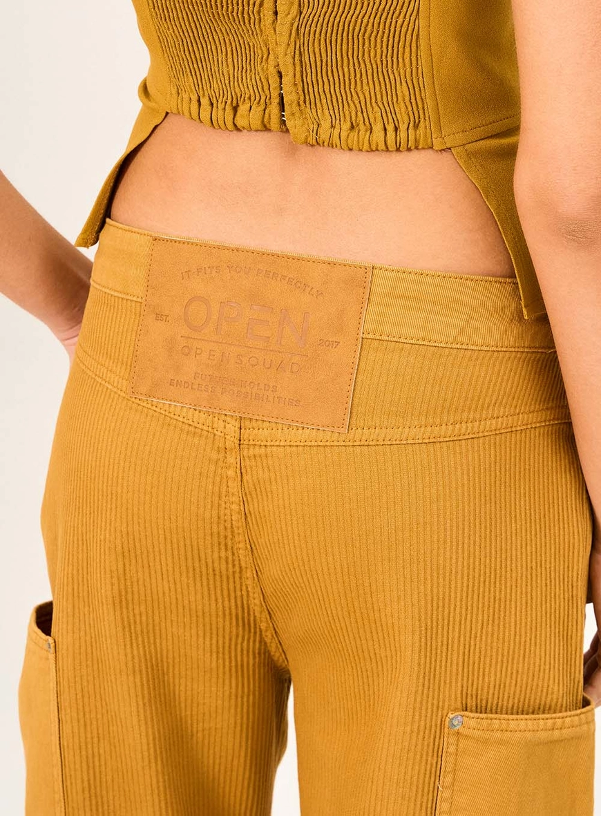 Calça Feminina Cargo Amarelo 3