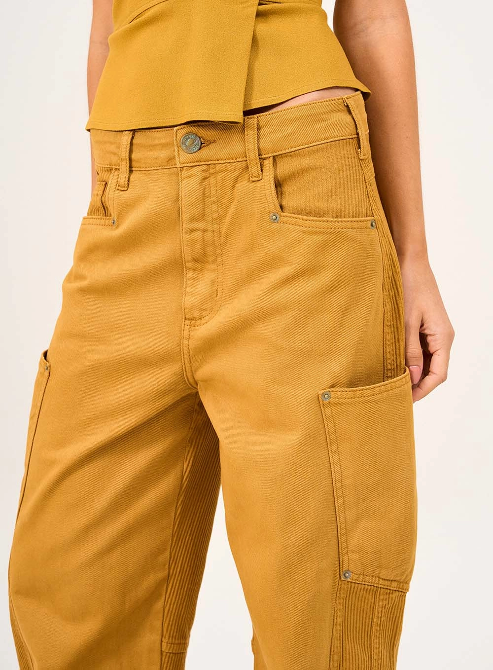 Calça Feminina Cargo Amarelo 4