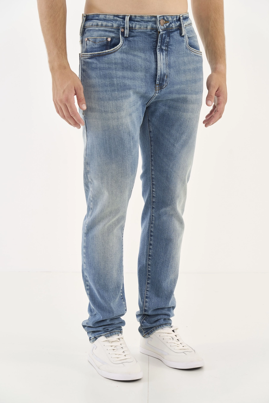 Calça Jeans Italo Slim Lavagem Clara Índigo