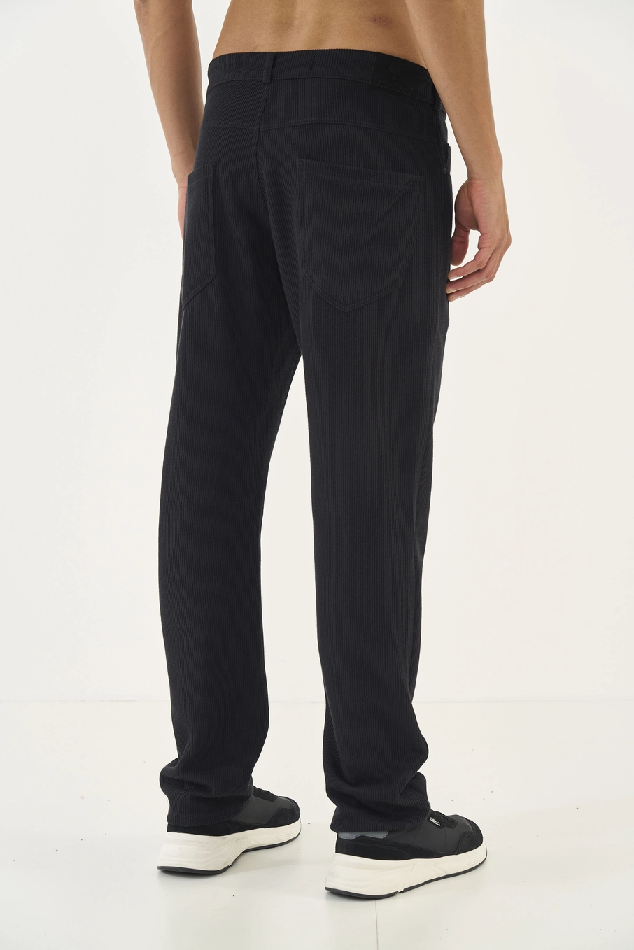 Calça Reta Basic Preto