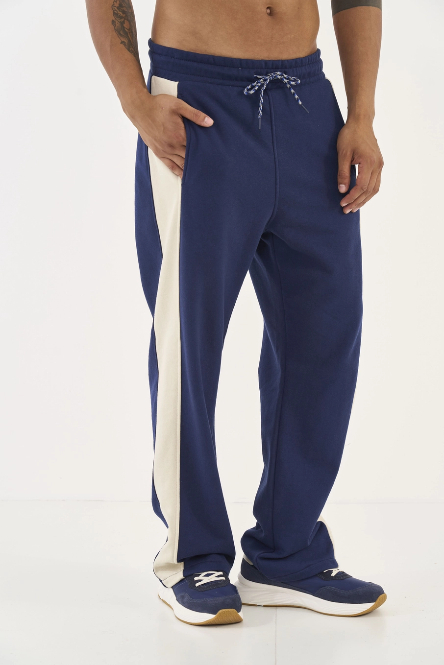 Calça Moletom Com Listra Lateral Azul