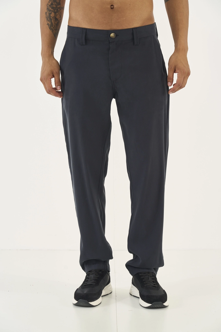 Calça Alfaiataria Reta Preto