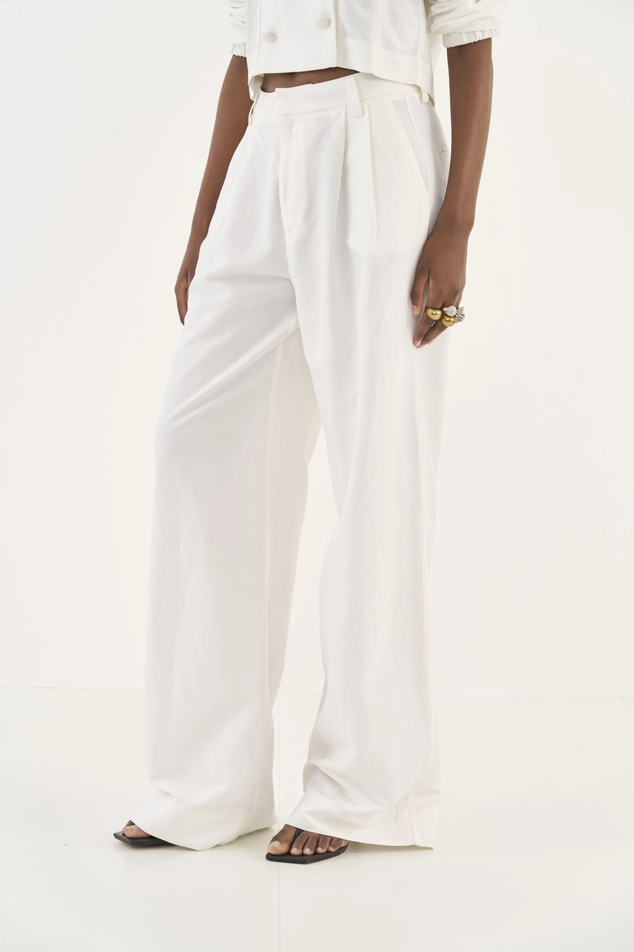 Calça Alfaiataria Wide Leg Com Linho Off Shell
