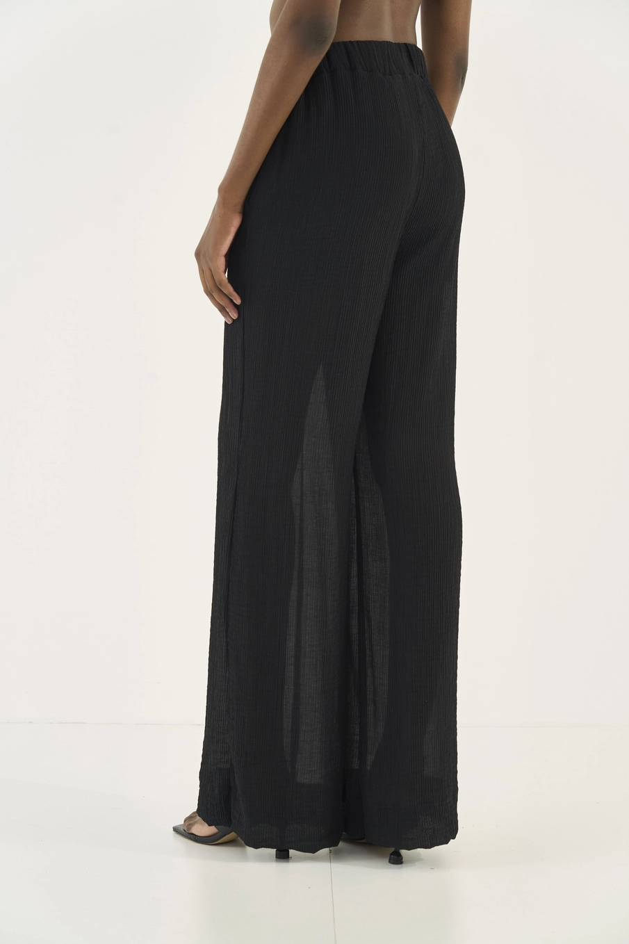 Calça Alfaiataria Pantalona Preto