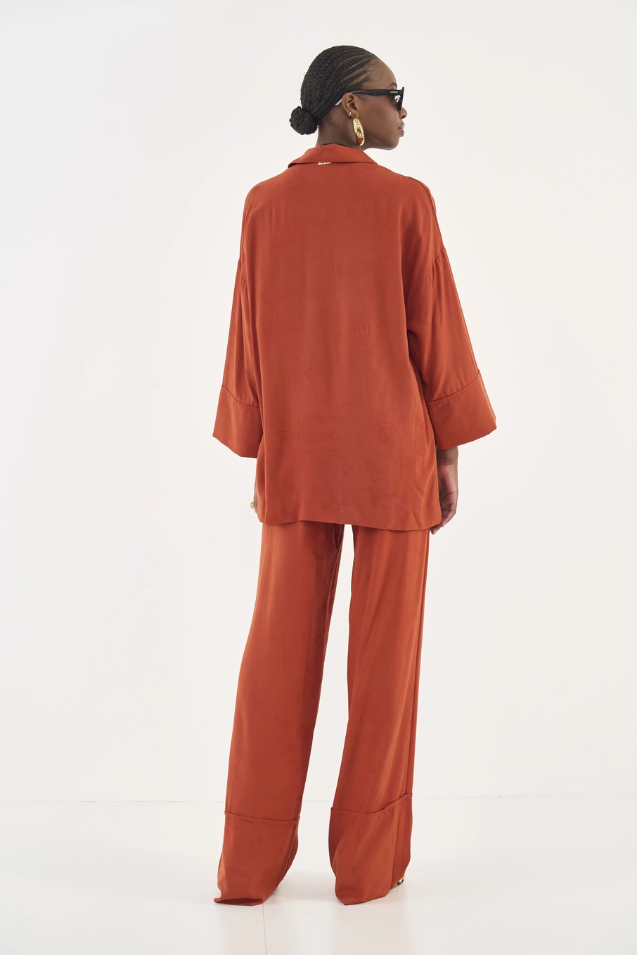 Calça Pantalona Solta Marrom