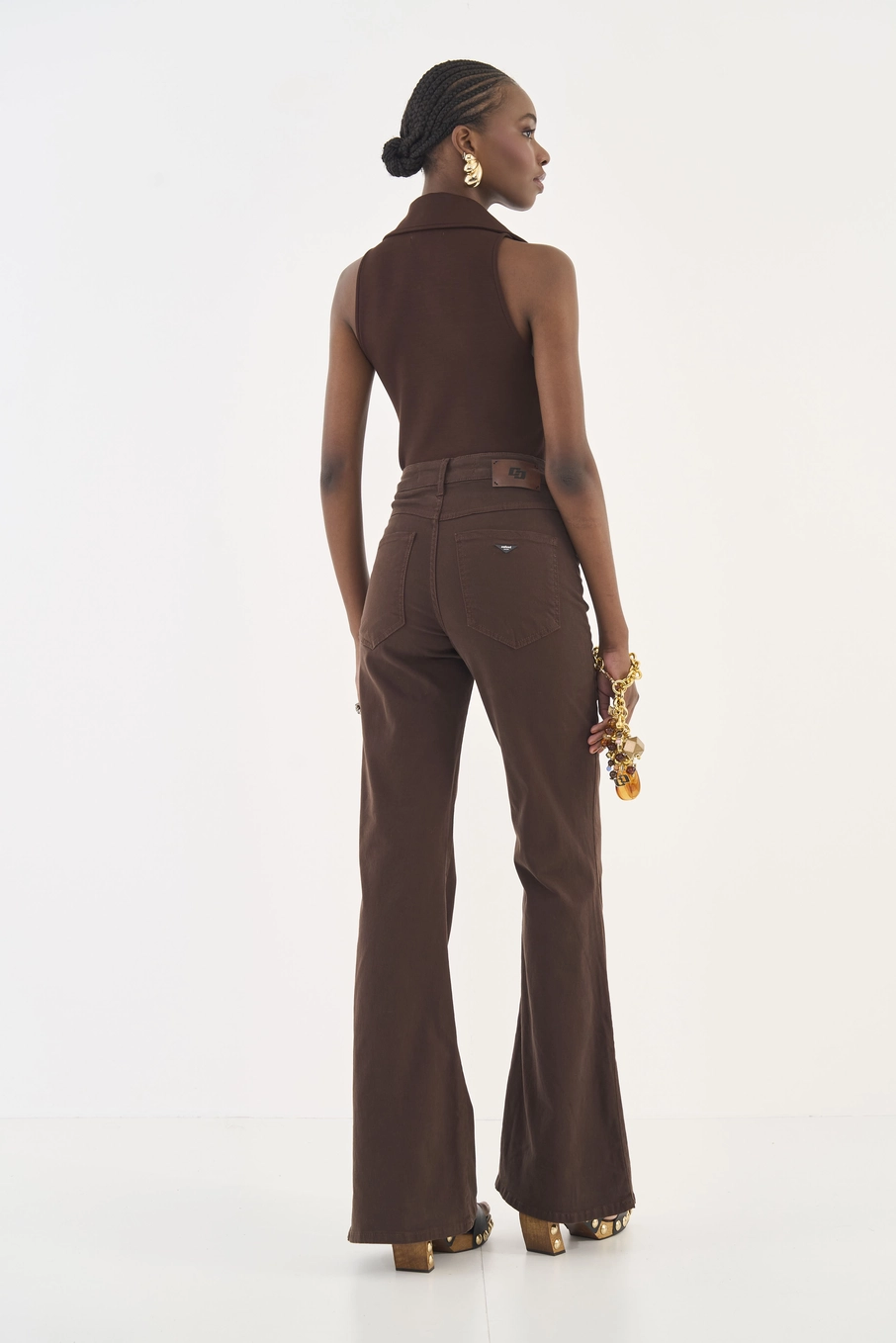 Calça Sarja Bruna Boot Cut Marrom
