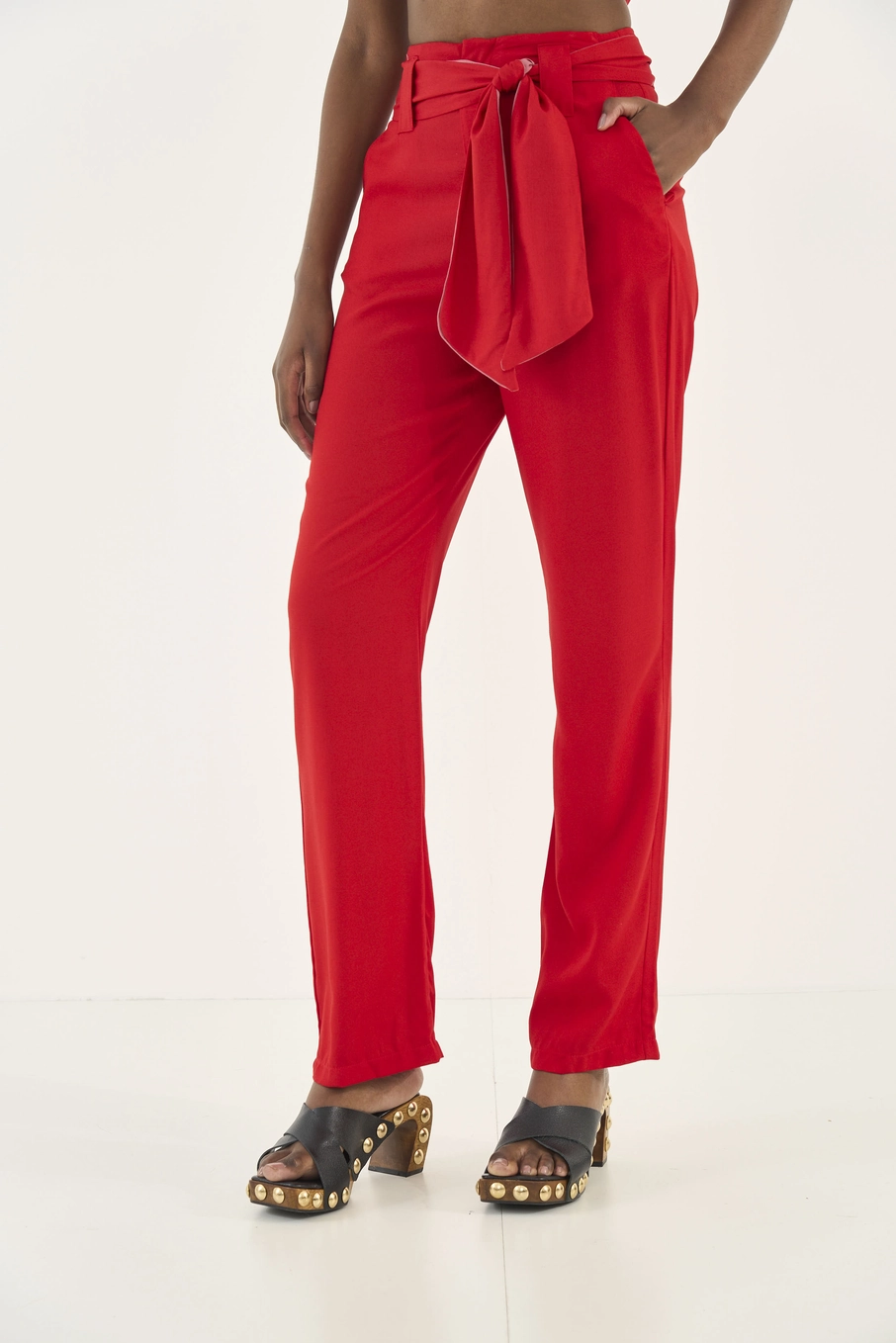 Calça Reta Com Faixa Para Amarração Vermelho