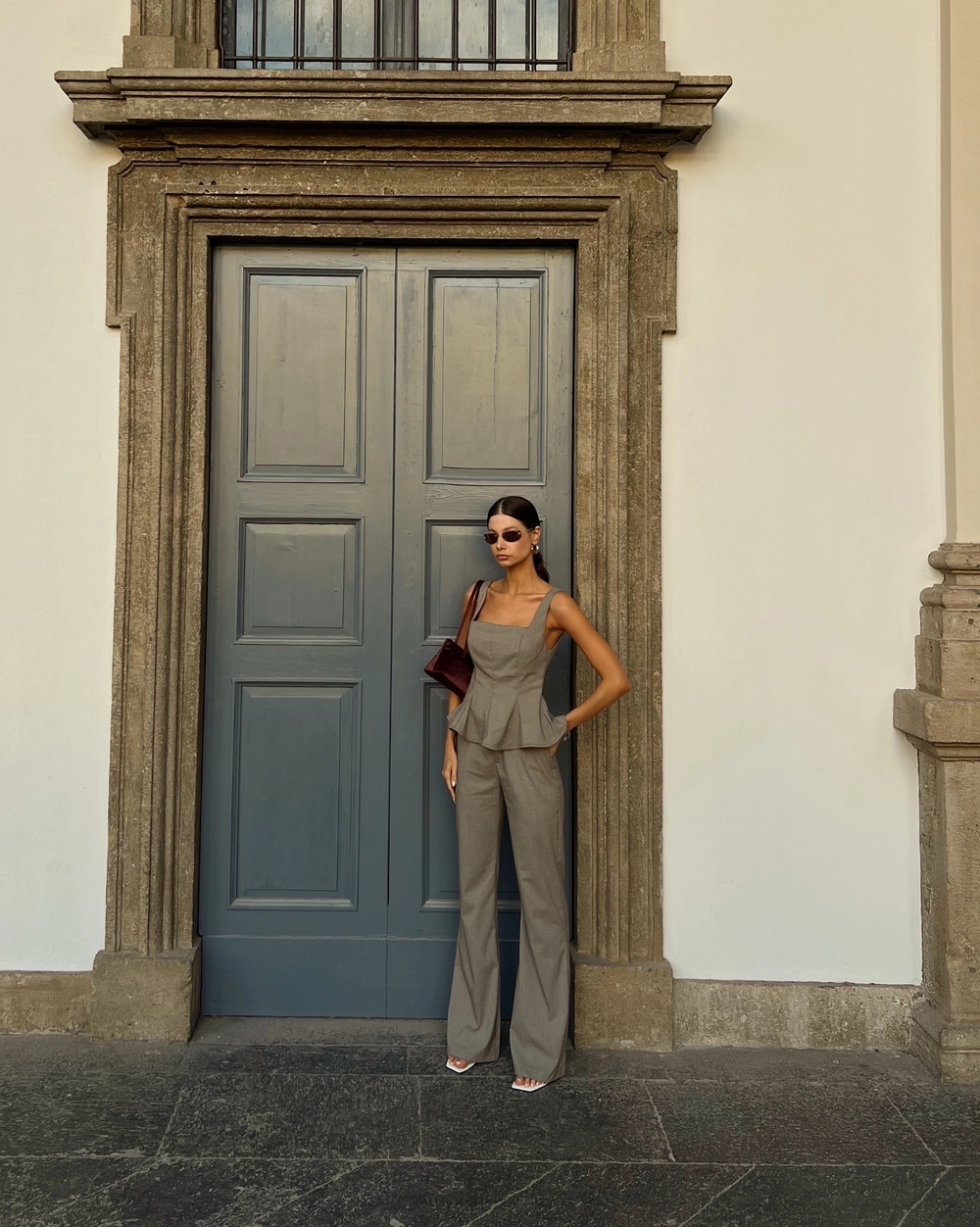 Calça Wide Leg Em Alfaiataria Bege