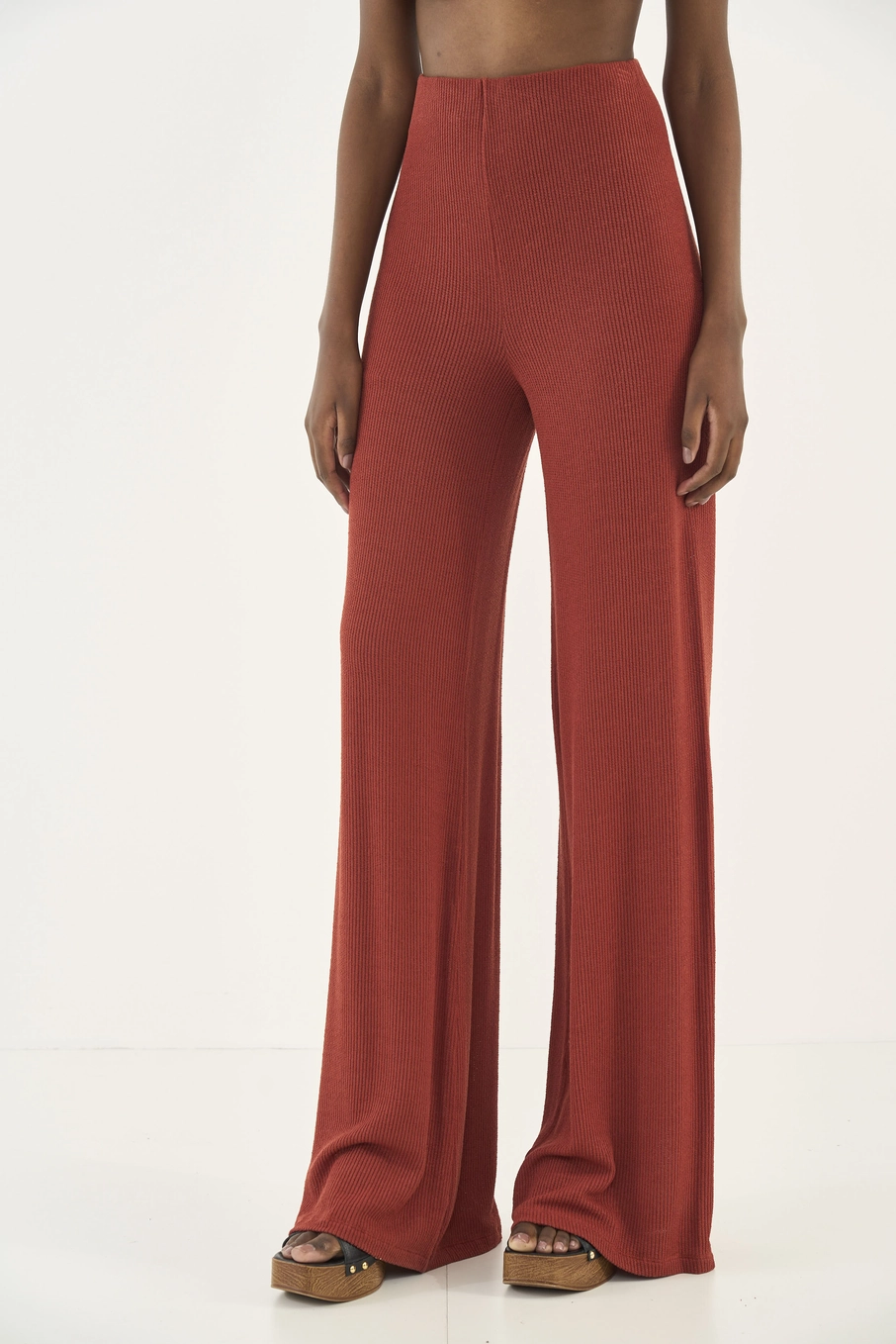 Calça Em Tricô Marrom