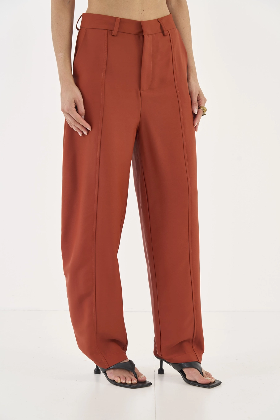Calça Wide Leg Alfaiataria Marrom