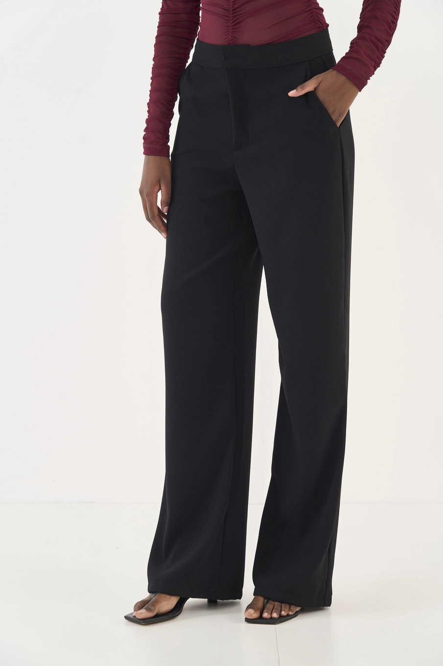 Calça Reta Alfaiataria Preto