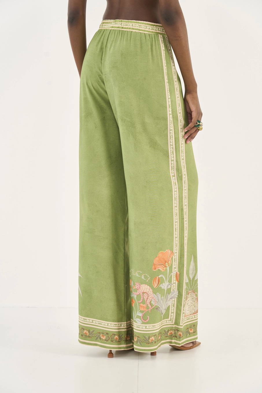 Calça Pantalona Estampada Estampados