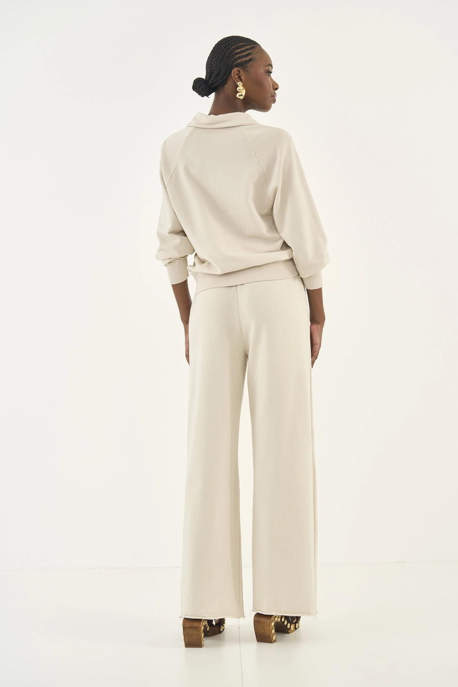 Calça Moletom Comfort Cós Elástico Bege