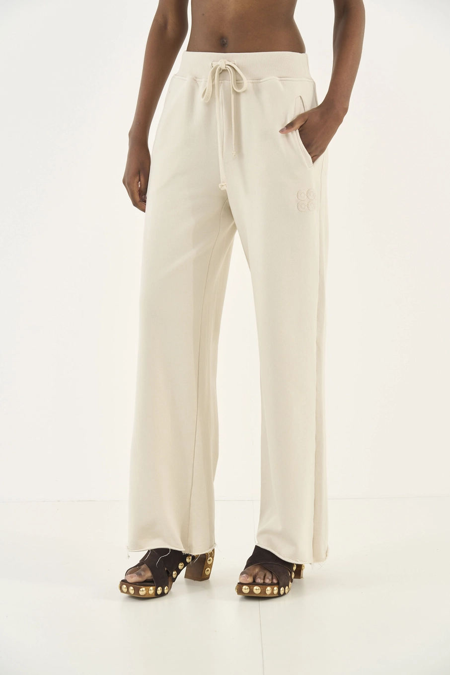 Calça Moletom Comfort Cós Elástico Bege