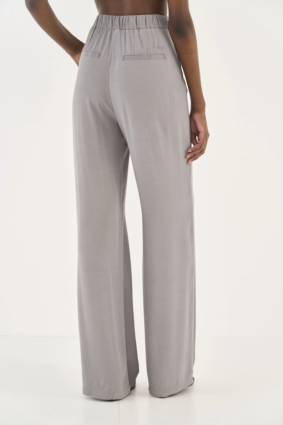Calça Alfaiataria Wide Leg Cinza